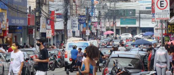 centro ipatinga lotado.jpg